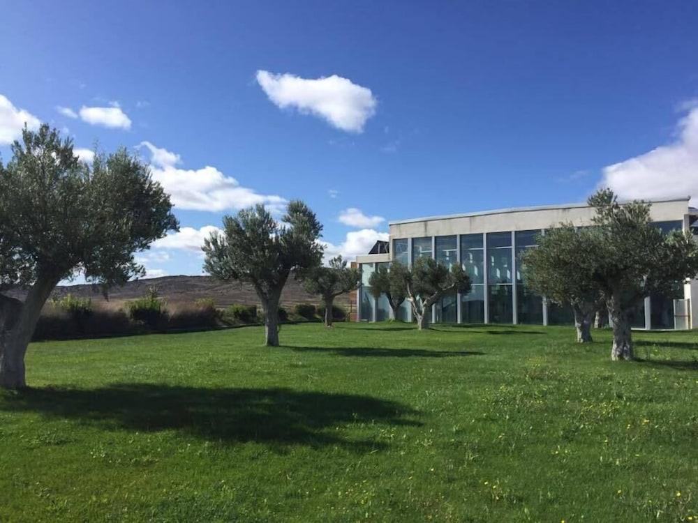 Hotel Balneario De Gravalos Bagian luar foto