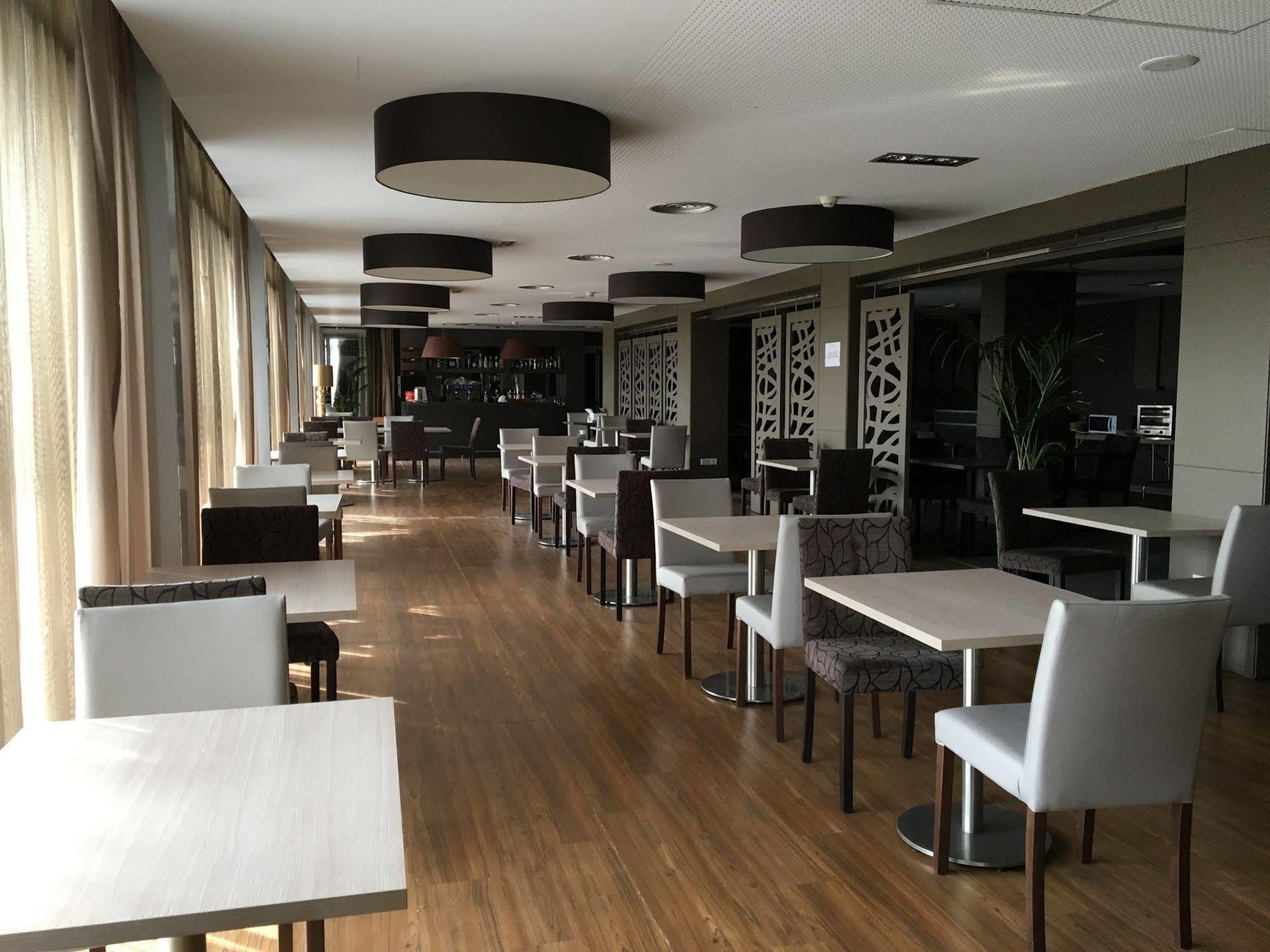 Hotel Balneario De Gravalos Bagian luar foto